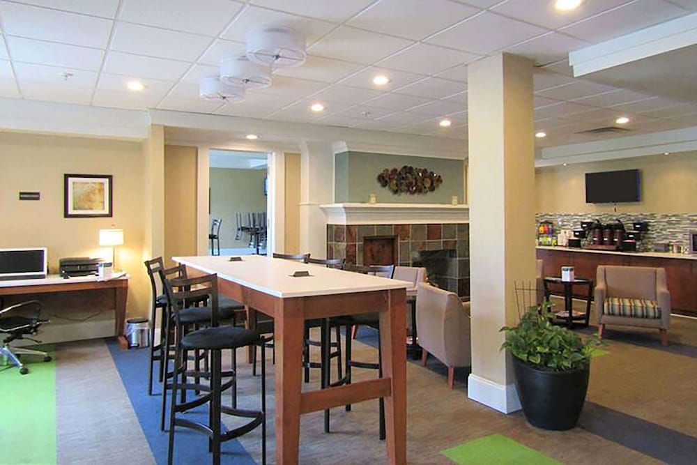 Days Inn by Wyndham Cedartown 3