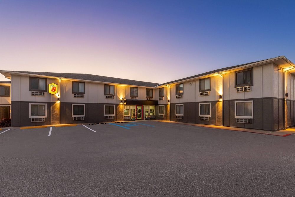 Super 8 by Wyndham Rock Port MO 2 estrelas em Rock Port