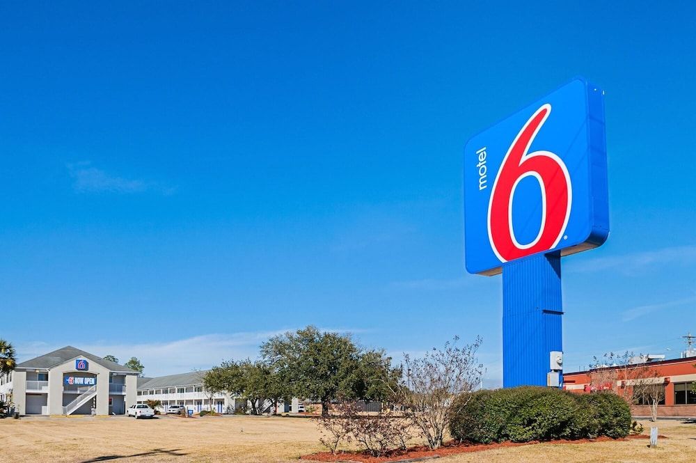 Motel 6 Bay Saint Louis, MS 2 estrelas em Bay Saint Louis