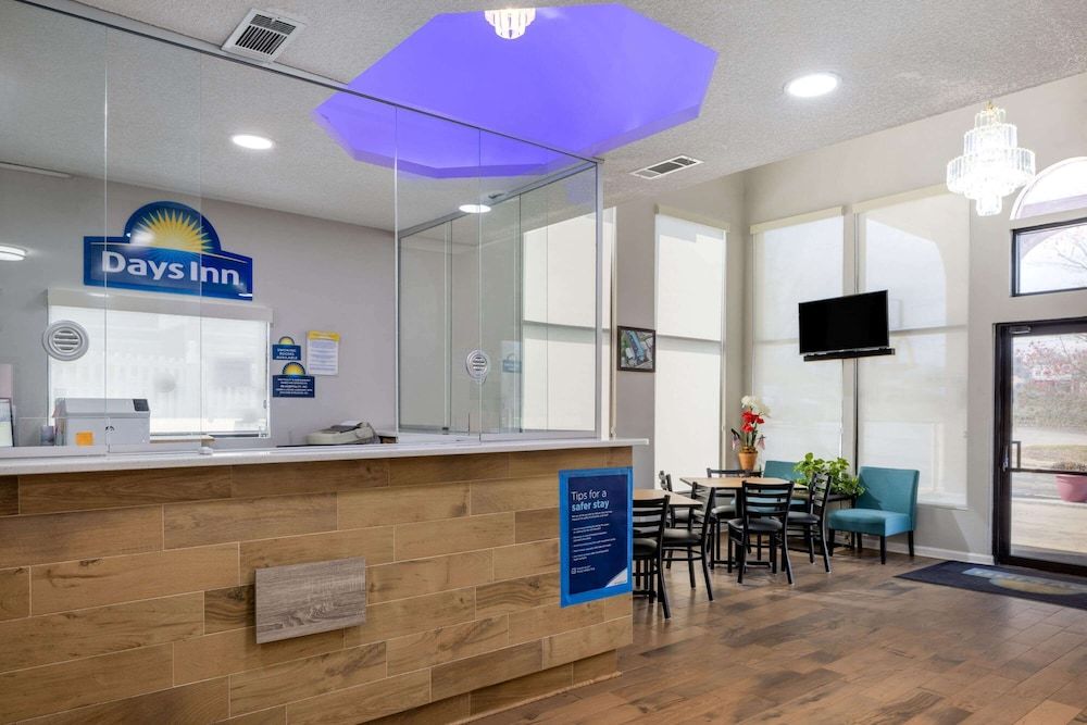 Days Inn by Wyndham Jackson 2