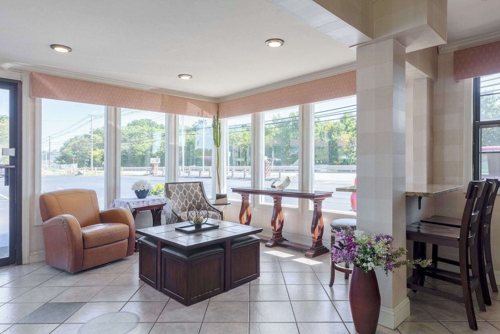 Knights Inn North Attleboro 3