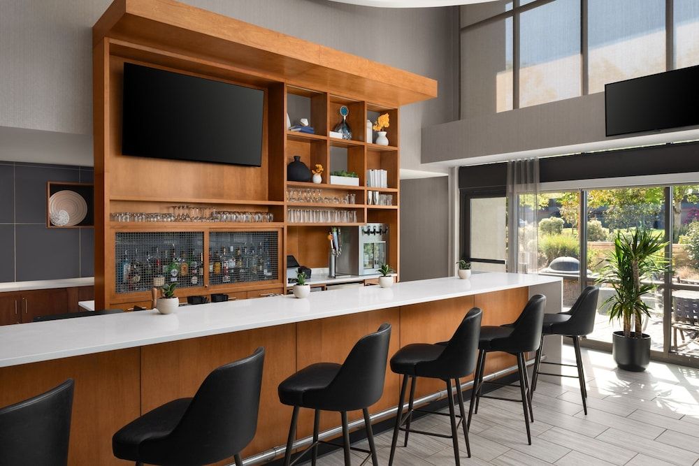 SpringHill Suites by Marriott Seattle Issaquah 3