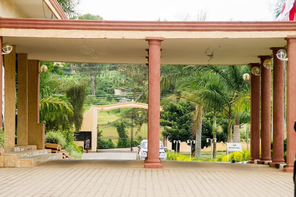 Lake View Resort Hotel 2