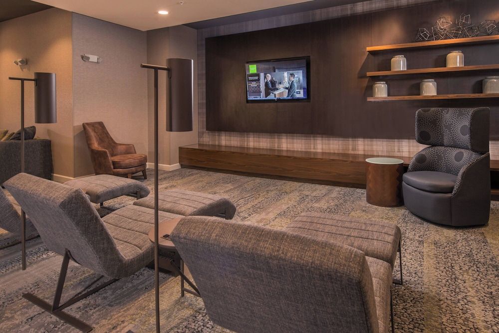 Courtyard by Marriott Hershey Chocolate Avenue 2