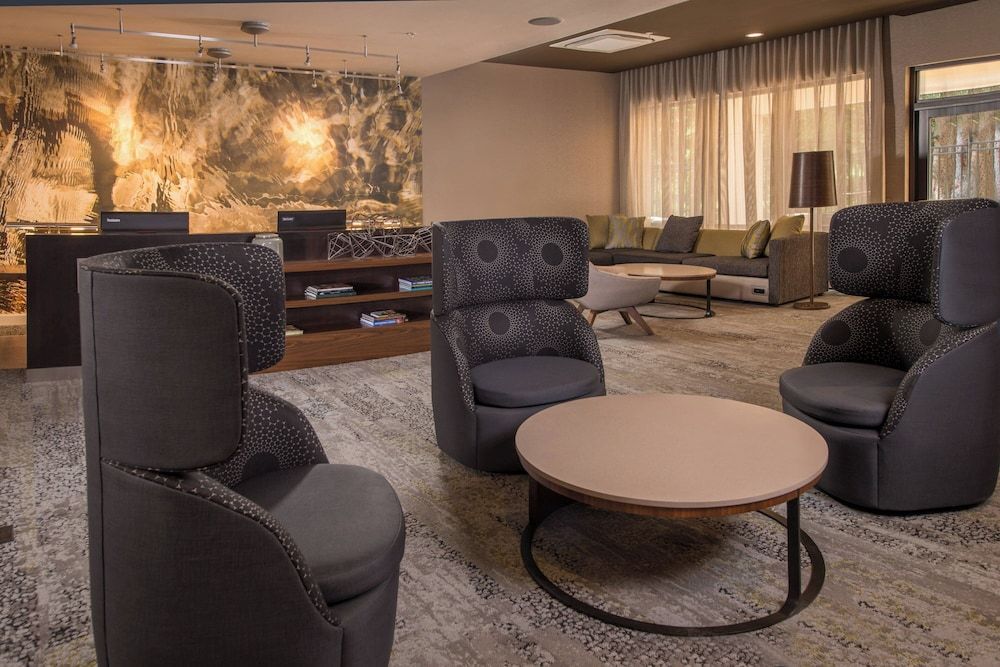 Courtyard by Marriott Hershey Chocolate Avenue 3