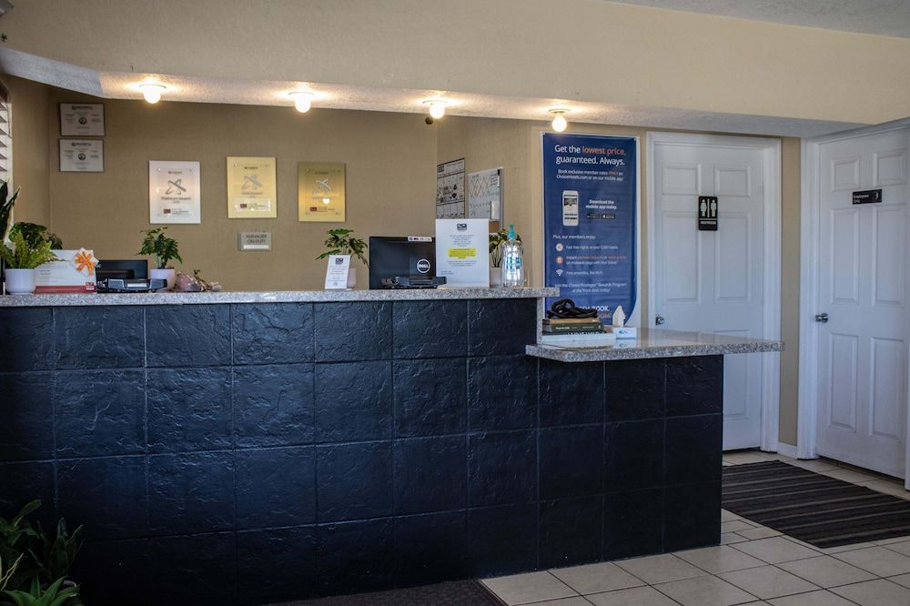 Econo Lodge I-40 exit 286 Holbrook 2