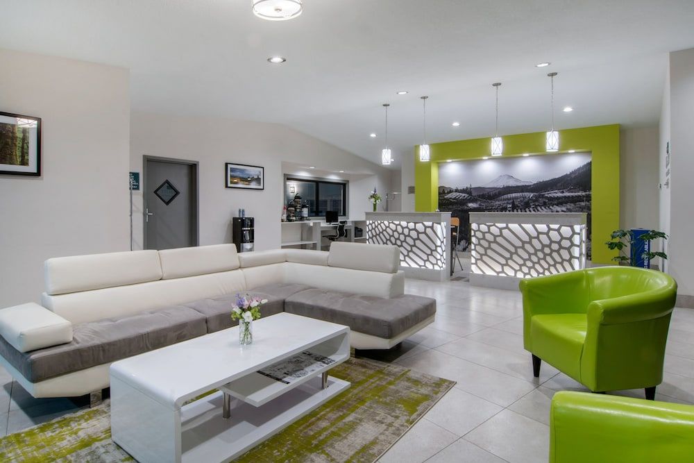 Quality Inn & Suites Albany Corvallis 2 étoiles à Albany