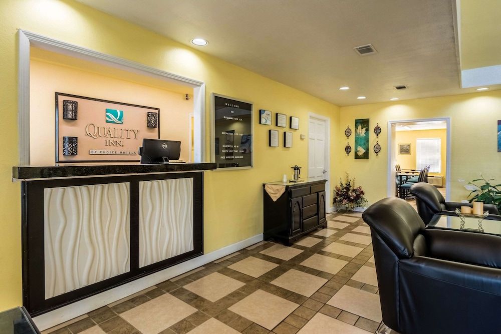 Quality Inn Washington GA 2