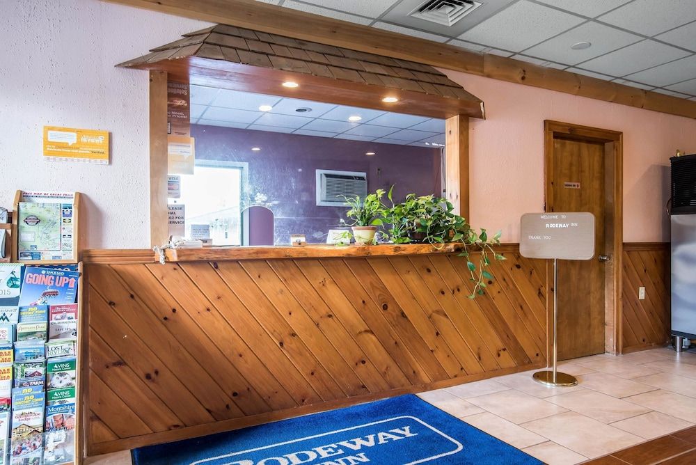 Rodeway Inn Bellows Falls 2