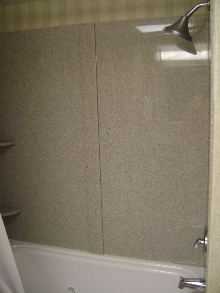 Holiday Inn Express and Suites Kinston 2