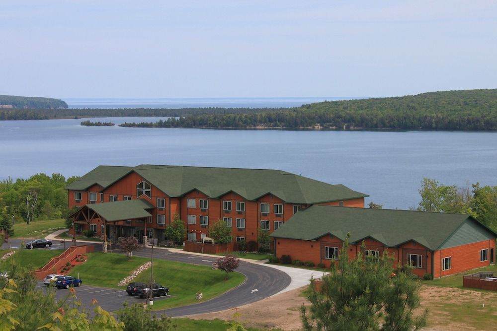 Holiday Inn Express Munising-Lakeview by IHG 2 étoiles à Munising