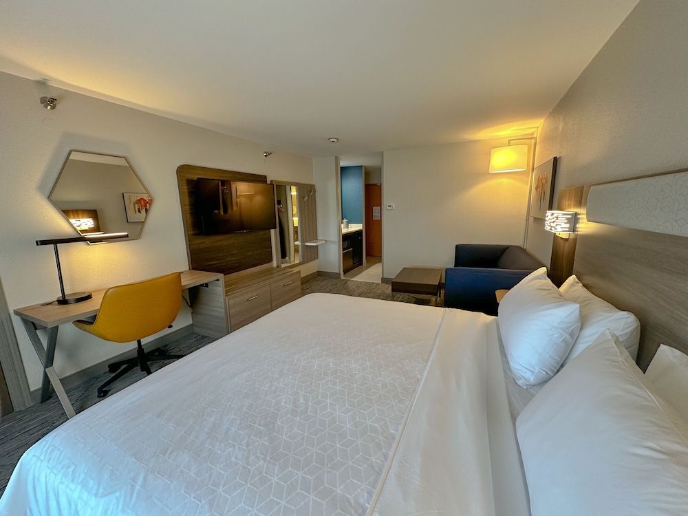 Holiday Inn Express  Kearney by IHG 3