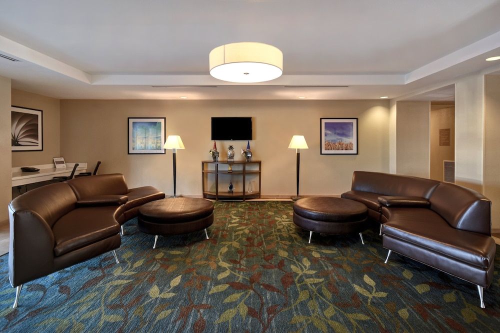Candlewood Suites St. Clairsville by IHG 3