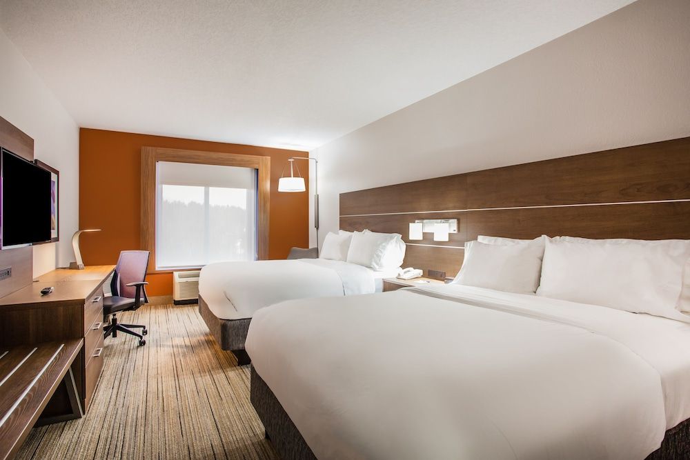 Holiday Inn Express and Suites Inverness Lecanto 3