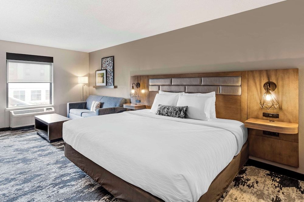 Best Western Plus Bourbonnais Hotel & Suites 2 estrelas em Bourbonnais
