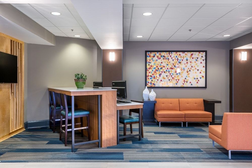 Holiday Inn Express & Suites Grenada by IHG 2