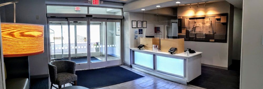 Holiday Inn Express and Suites Enterprise 2