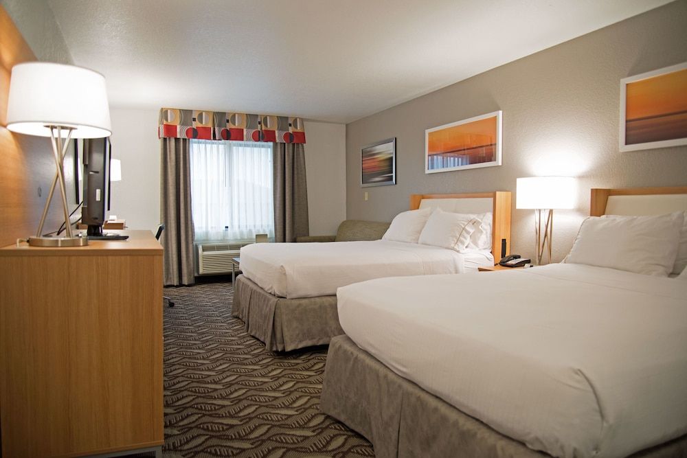 Holiday Inn Express & Suites Lonoke I-40, Exit 175 2