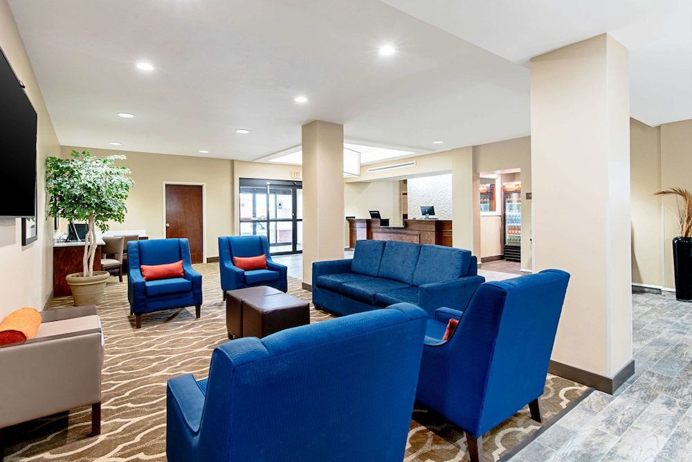 Comfort Inn & Suites Pine Bluff Area 2
