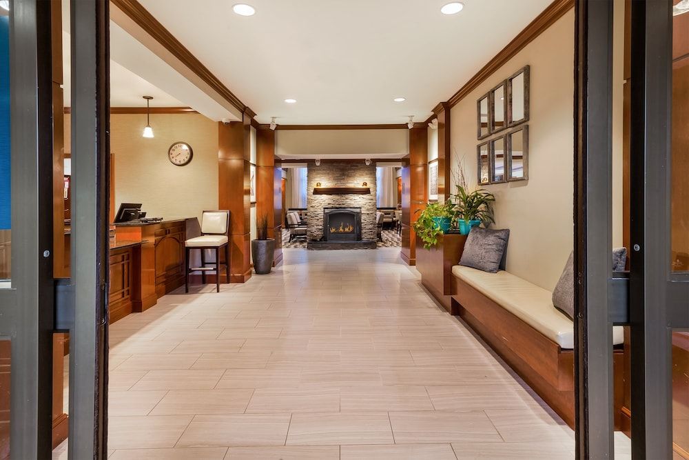 Staybridge Suites Kalamazoo by IHG 3