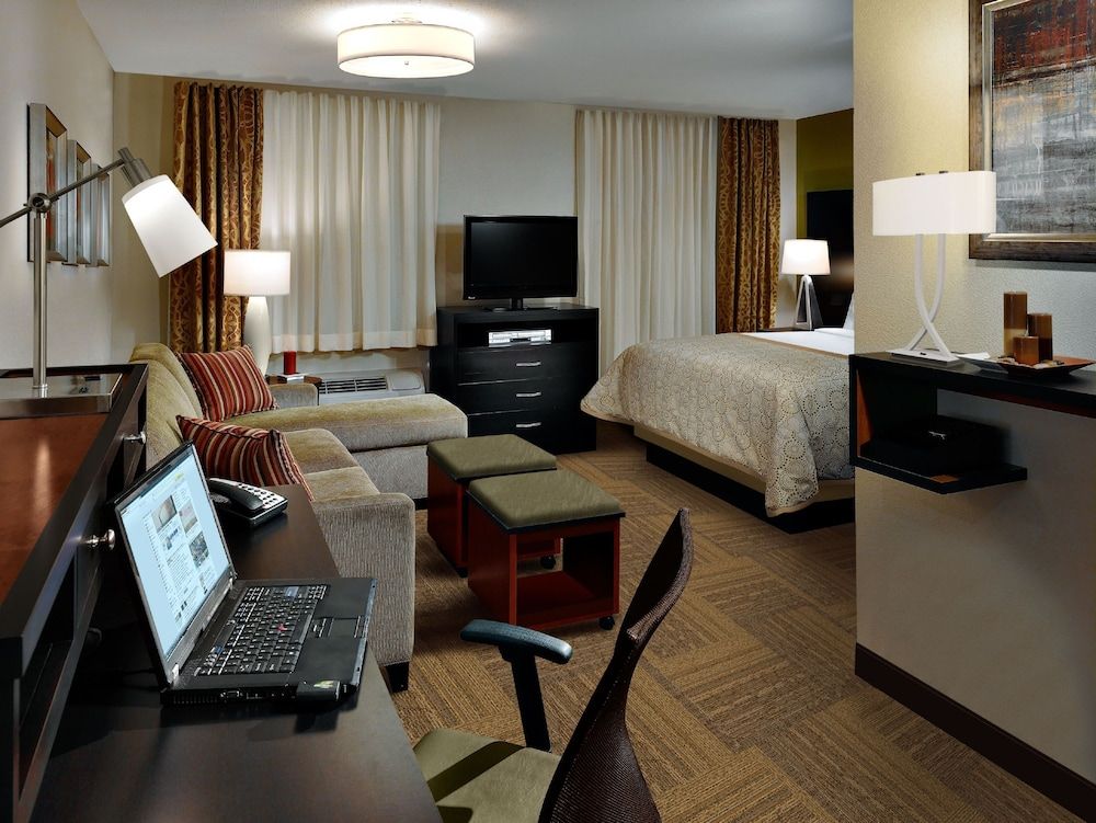 Staybridge Suites Eau Claire - Altoona by IHG 3