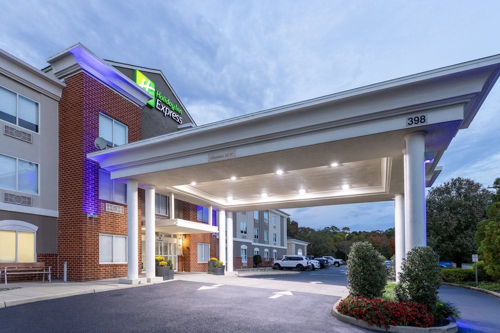 Holiday Inn Express and Suites Vineland Millville 2 estrelas em Vineland