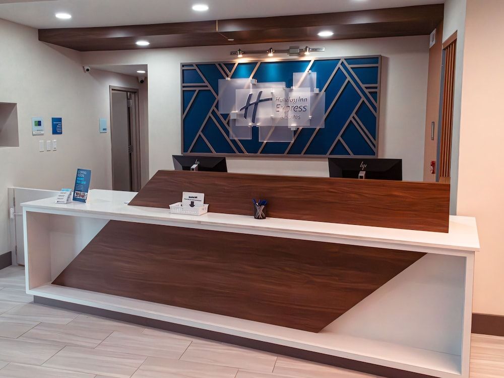 Holiday Inn Express and Suites Vineland Millville 2