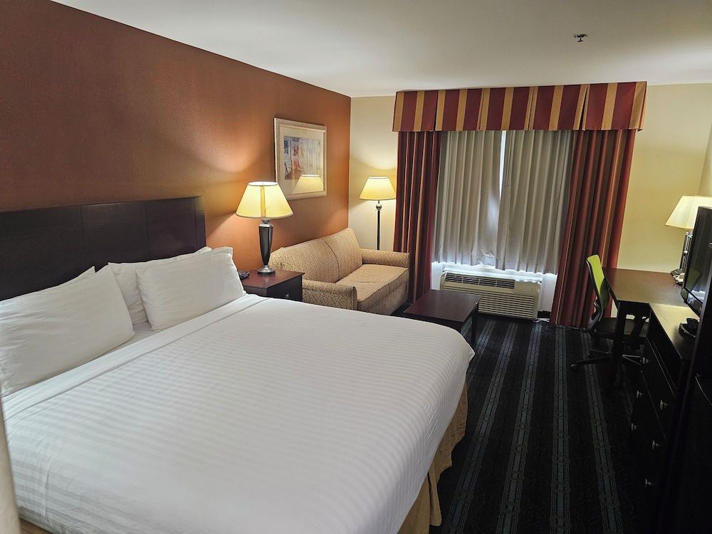 Express Inn Leesville Ft Johnson, SureStay Collection by BW 3