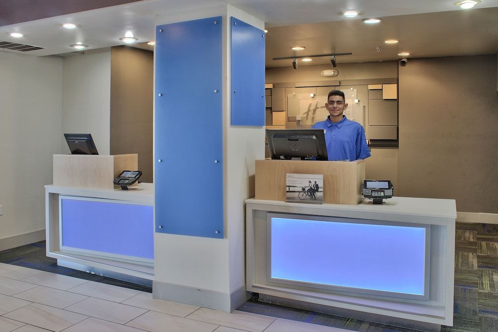 Holiday Inn Express Santa Rosa 2