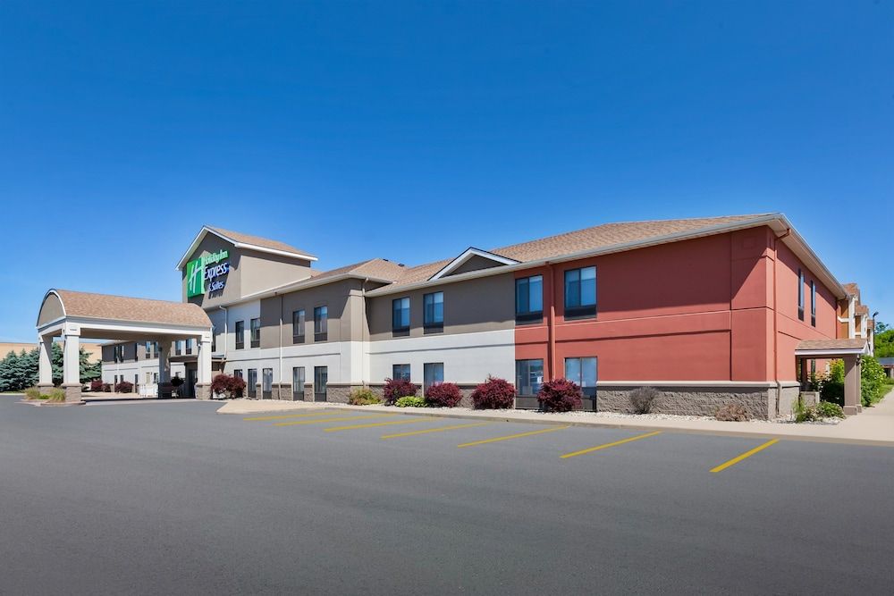 Holiday Inn Express and Suites Three Rivers 3 estrelas em Three Rivers
