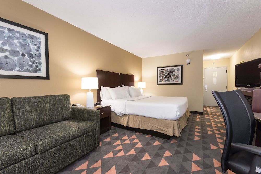 Holiday Inn Lumberton North - I-95 2