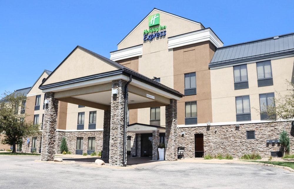 Holiday Inn Express Cedar Rapids (Collins Rd) 3 estrellas en Cedar Rapids