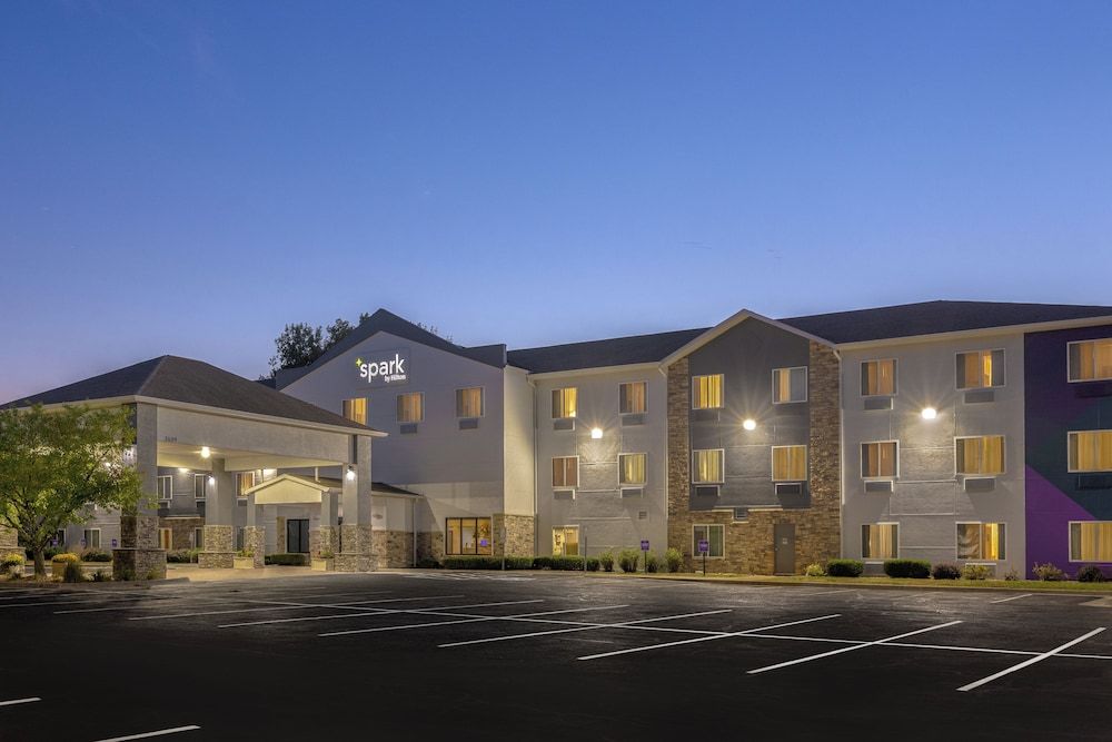 Spark by Hilton Ames 4 estrelas em Ames