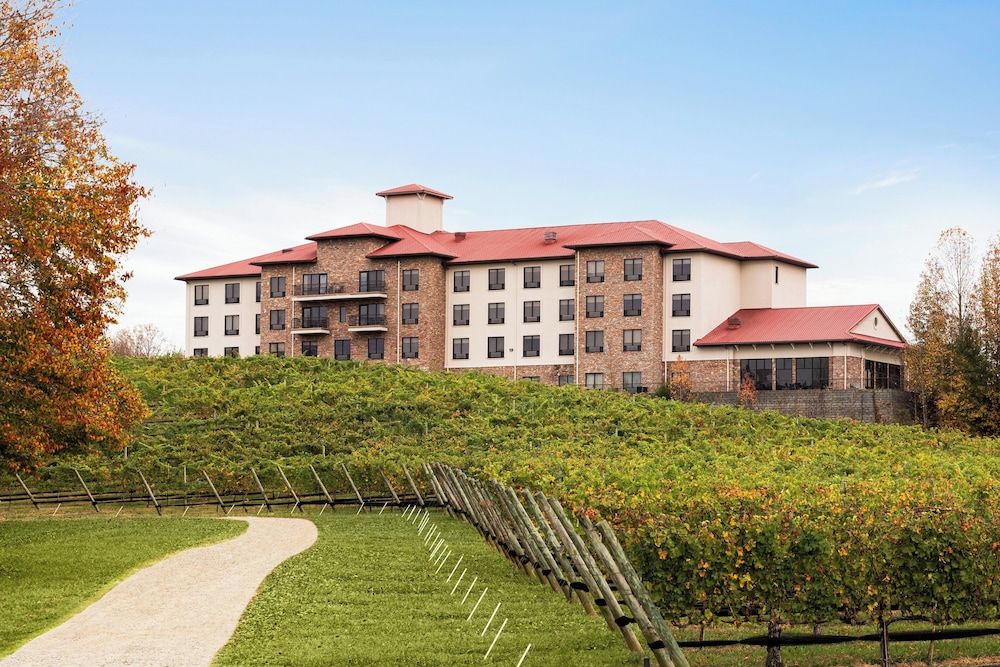 Holiday Inn Express & Suites Lexington NW-The Vineyard by IHG 2 estrelas em Lexington