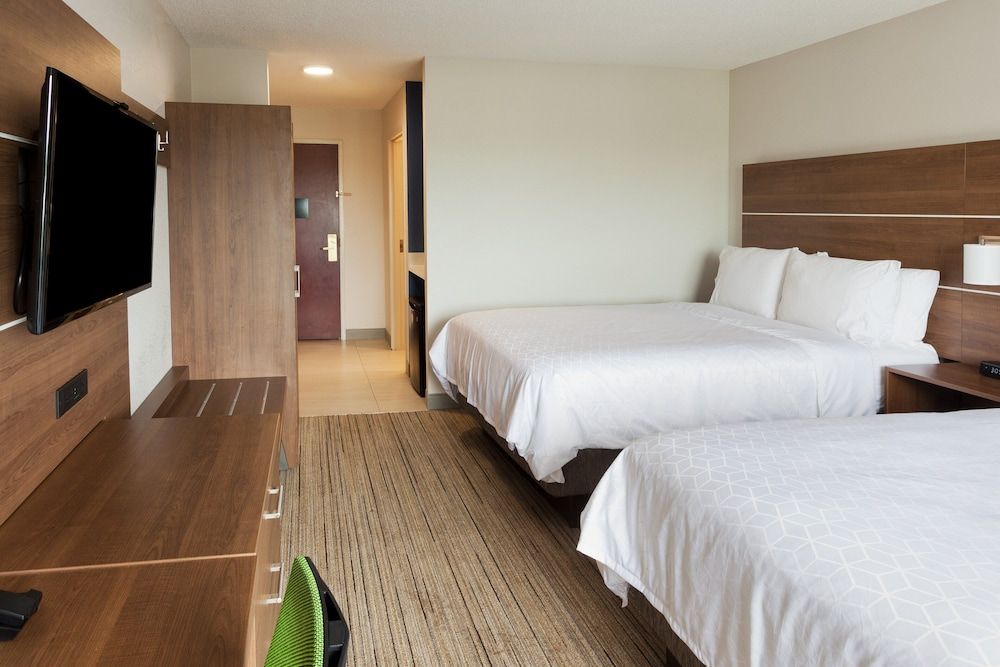 Holiday Inn Express Dothan North by IHG 3