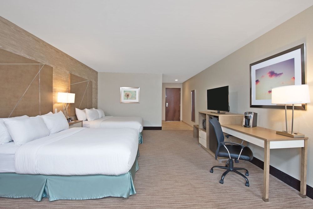 Holiday Inn Express & Suites New Cumberland by IHG 2
