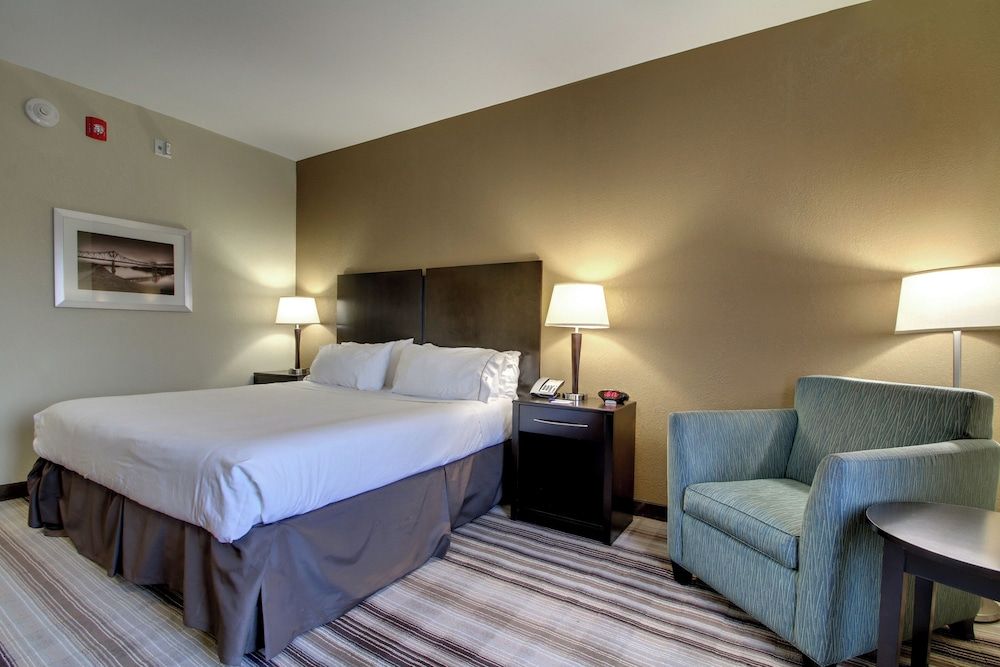 Holiday Inn Express Hotel & Suites Natchez South by IHG 3