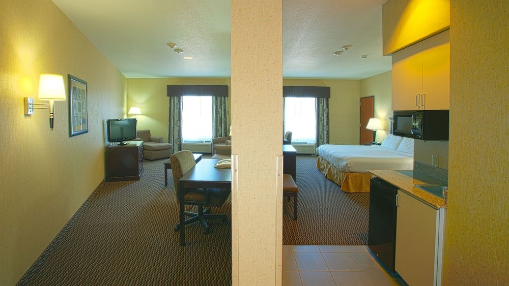 Holiday Inn Express & Suites Nampa - Idaho Center by IHG 3