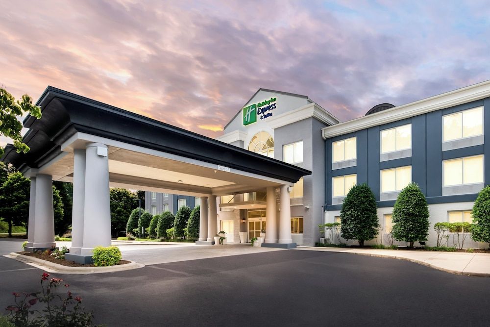 Holiday Inn Express and Suites Sylva Western Carol 2 estrelas em Dillsboro