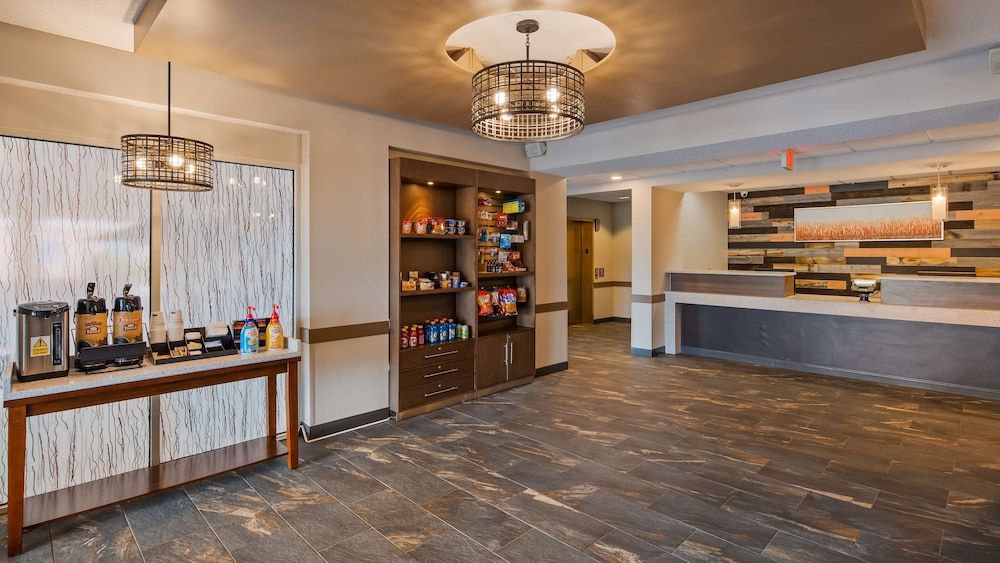 B/W Plus Hudson I-94 Hotel 2