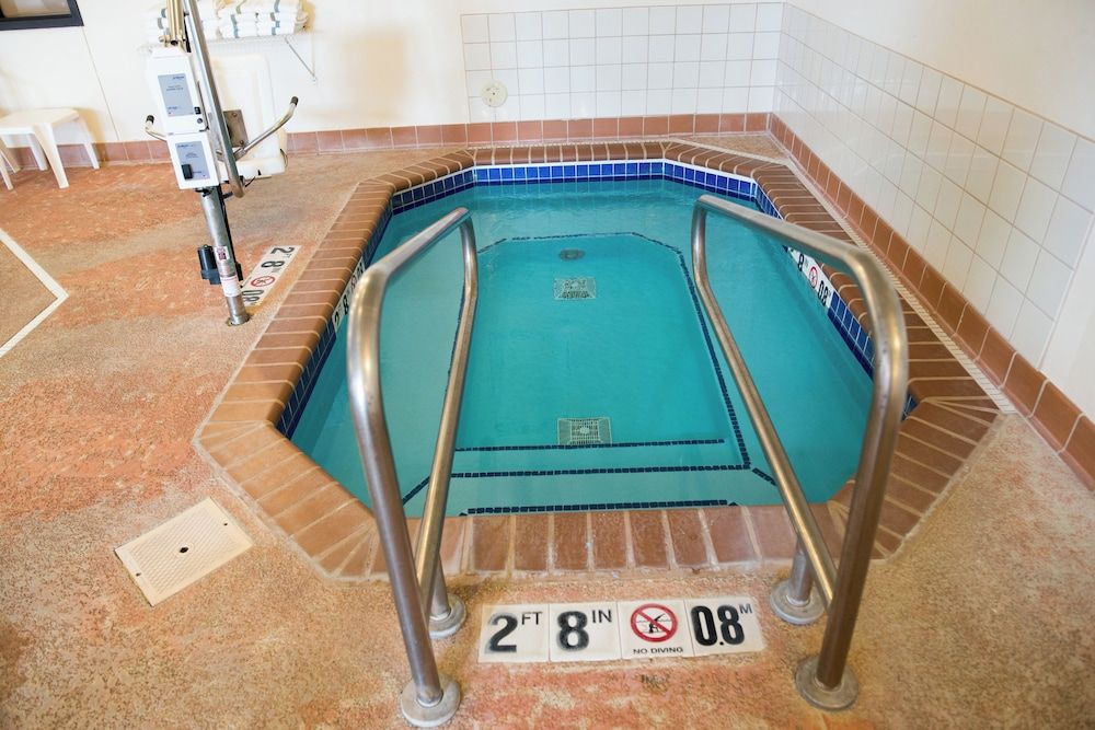 Holiday Inn Express and Suites Chanhassen 2 estrelas em Chanhassen