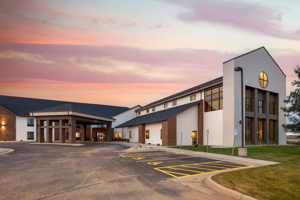 B/W Watertown Inn and Suites 3 estrelas em Watertown