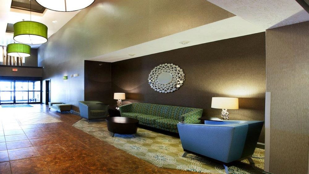 Holiday Inn Express and Suites Sioux Falls Brandon 3