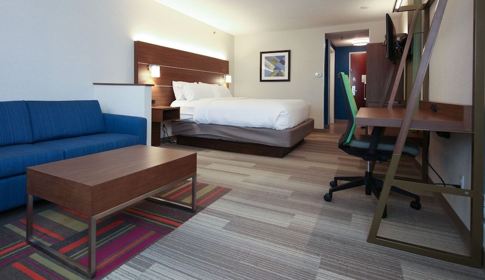 Holiday Inn Express Hotel & Suites Cincinnati Se Newport by IHG 3