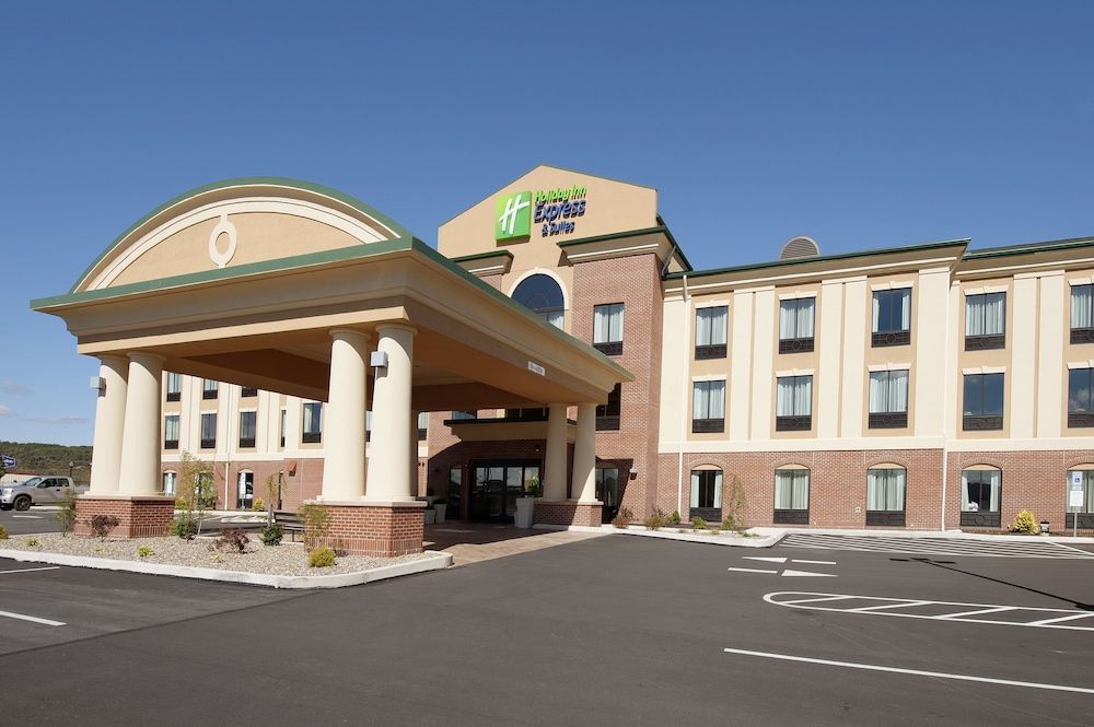 Holiday Inn Express Hotel & Suites Clearfield by IHG 2 estrelas em Clearfield