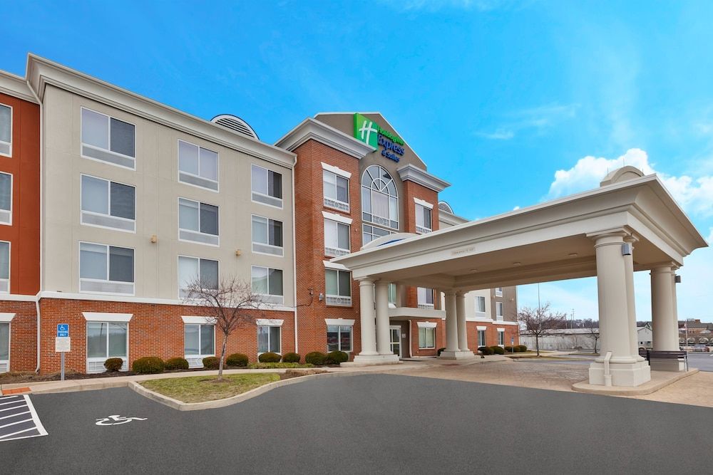 Holiday Inn Express & Suites Dayton South Franklin by IHG 2 étoiles à Franklin