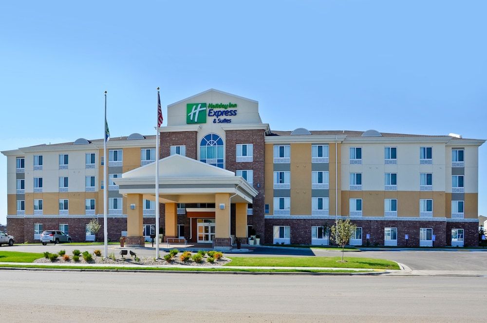 Holiday Inn Express and Suites Williston by IHG 2 étoiles à Williston