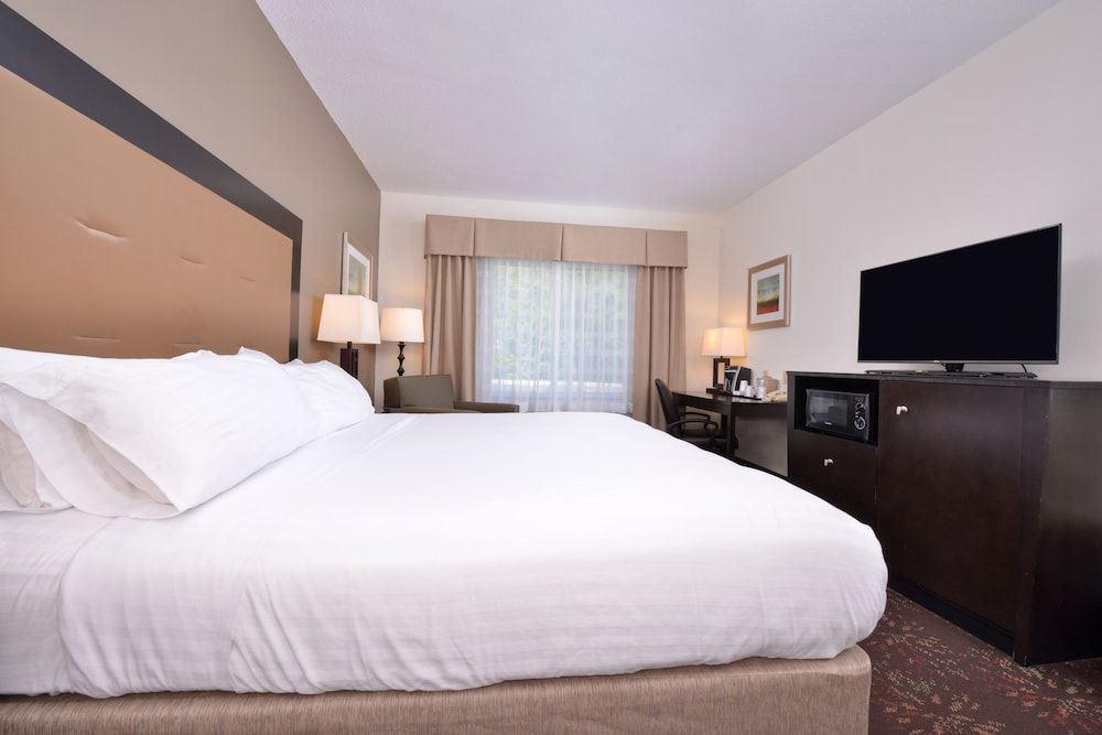 Holiday Inn Express Hotel & Suites Lancaster-Lititz by IHG 3