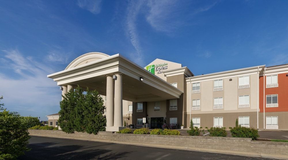 Holiday Inn Express & Suites Lawrence by IHG 2 estrelas em Lawrence