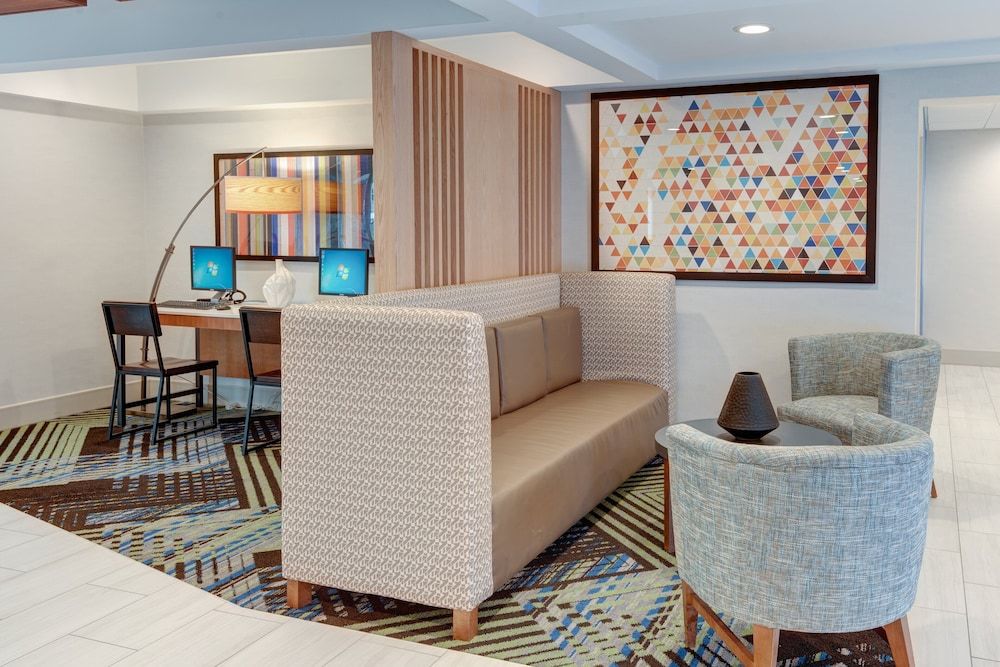 Holiday Inn Express Hotel & Suites West Long Branch by IHG 3